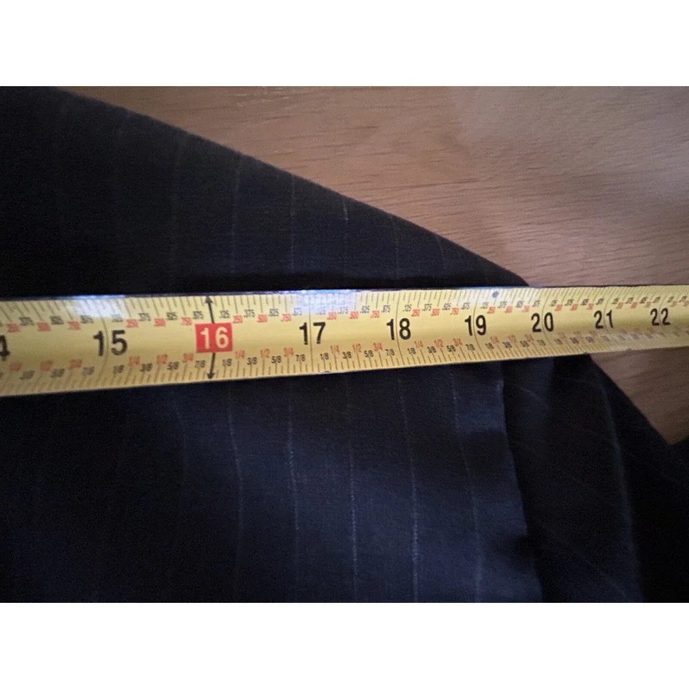 Men's Sport Coat 100% Wool 42S Black Charcoal Pinstripe Stafford